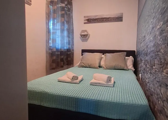 By The Sea Cove Ostricka Luka, - 24361